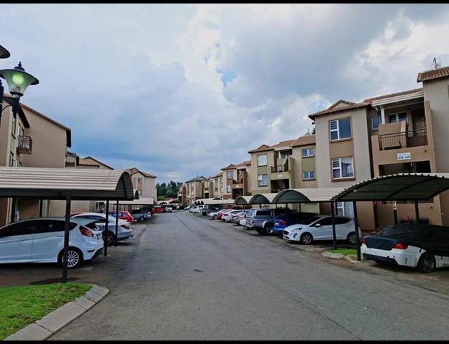 2 BEDROOM APARTMENT FOR SALE IN MEREDALE